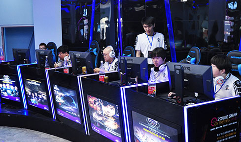 夫在国际上 夫在国际上