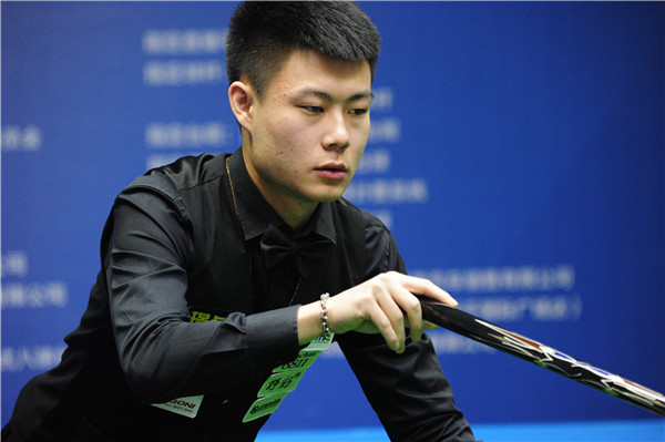 出现他的身 出现他的身