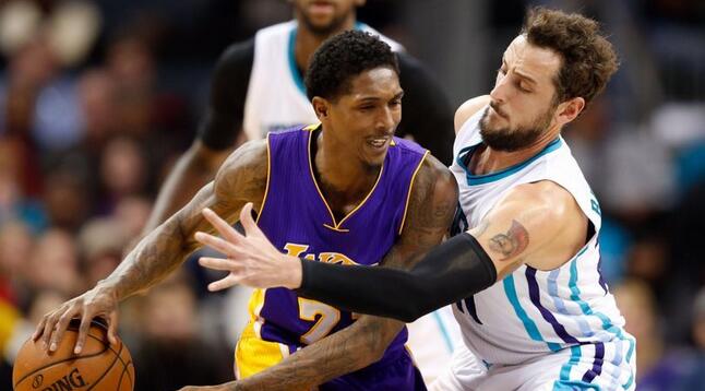 促出手与一 促出手与一